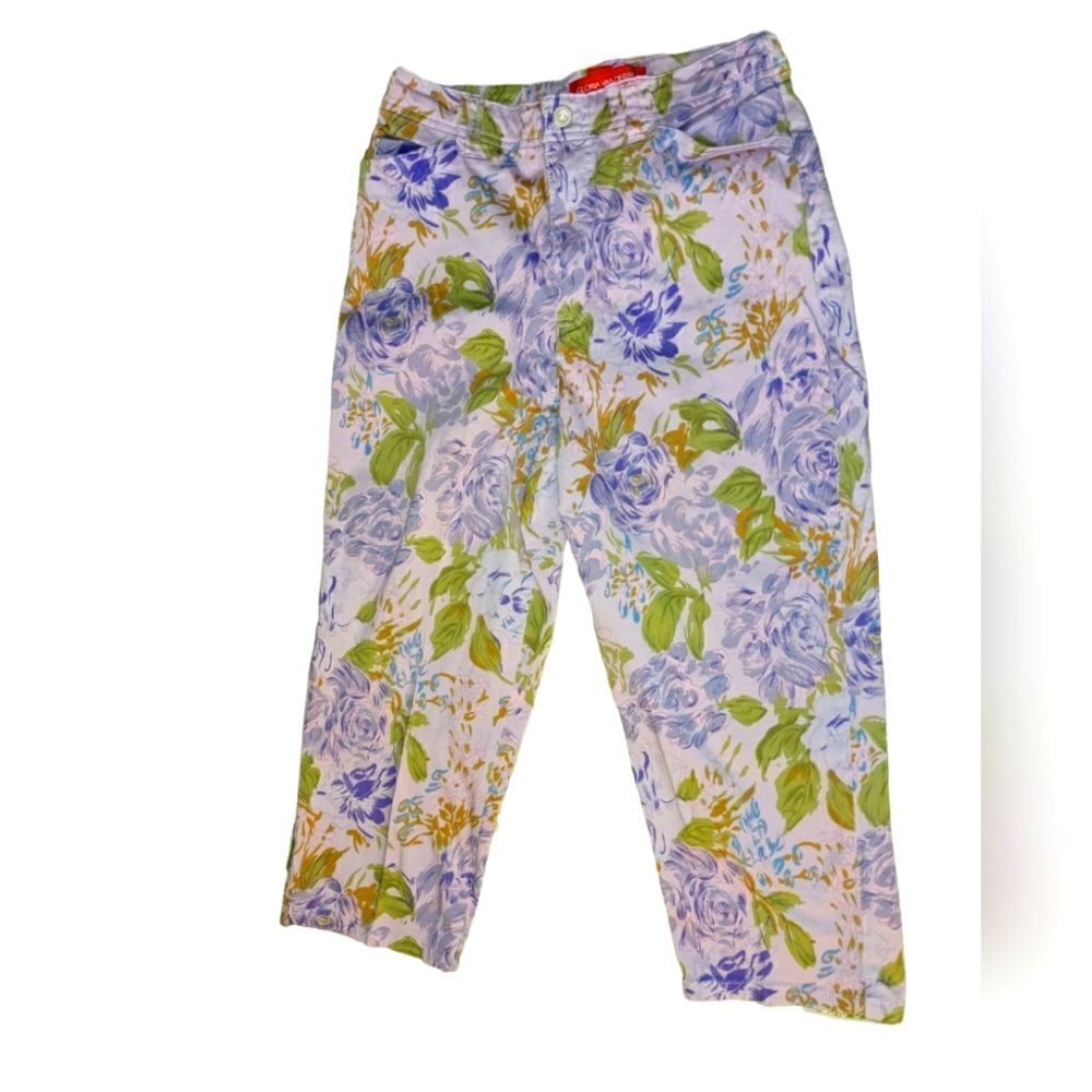 Gloria Vanderbilt lavender floral print Capri pants size 8